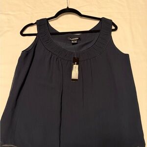 Brand New with Tags ELLEN TRACY Sleeveless Top  Navy color Size 6